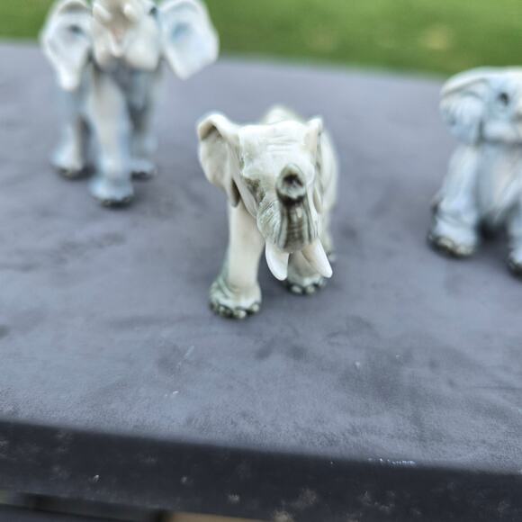Cacciapuoti Ceramic Gray Elephants Set of 3 Made in Italy Approx 2" each *read* - Picture 4 of 13